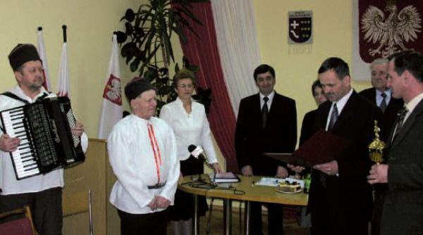 Uroczystości nadania Władysławowi Pogodzie godności Honorowego Obywatela Gminy Niwiska,  luty 2007r.
