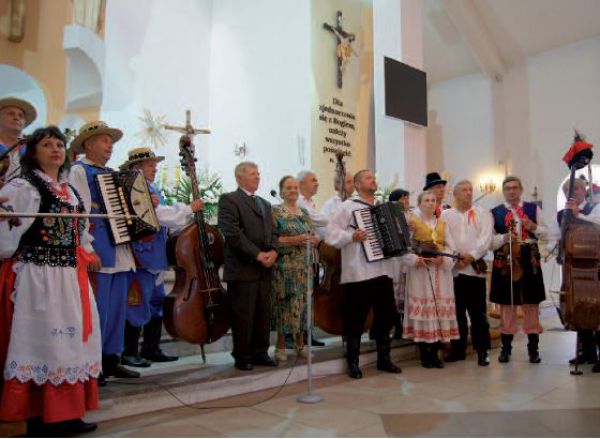 Uroczystości 90. urodzin Władysława Pogody w Kościele pw. św. Brata Alberta w Kolbuszowej, 1 sierpnia 2010r.