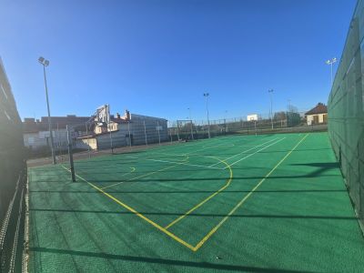 Boisko wielofunkcyjne w Niwiskach w nowej odsłonie