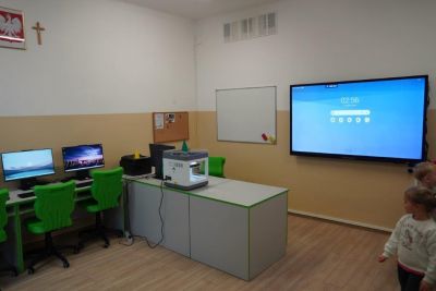 Nowa pracownia komputerowa w Szkole Podstawowej w Trześni