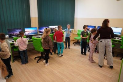 zdjęcie do
													 artykułu Nowa pracownia komputerowa w Szkole Podstawowej w Trześni