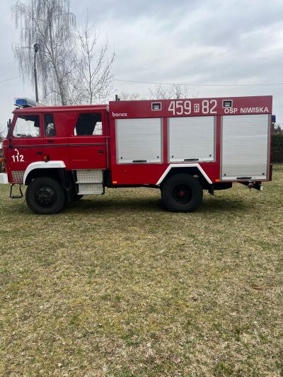 sprzedaż samochodu specjalnego pożarniczego marki Star 244